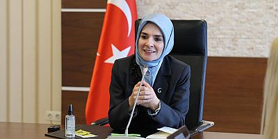 Bakan Göktaş'tan üniversite öğrencilerinin “koruyucu aile” konulu bitirme projesine destek