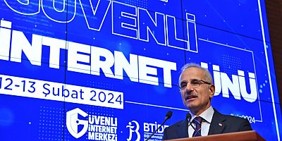 Bakan Uraloğlu'ndan ailelere çağrı: Çocuklarınızı internette yalnız bırakmayın