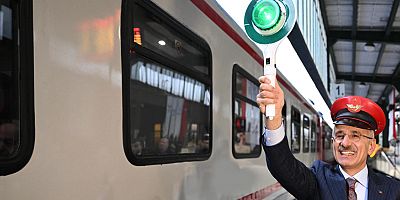 Bakan Uraloğlu Turistik Doğu Ekspresi'ni uğurladı