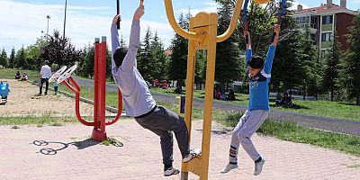 Bakan Yanık: “İhtiyaç sahibi ailelerimize çocukları için ekim ayında toplam 349 milyon 452 bin TL tutarında Sosyal ve Ekonomik Destek (SED) ödemesi yaptık”