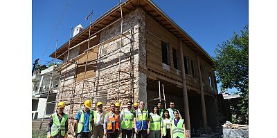 Balbey’de ‘Devlet Konuk Evi’ inşaatı sürüyor