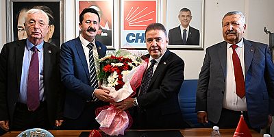 Başkan Böcek Kaş’ı ziyaret etti