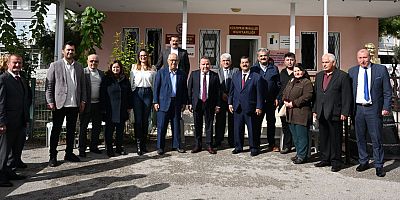 Başkan Böcek muhtarlarla bir araya geldi