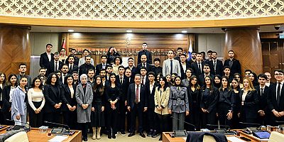 Başkan Böcek’ten gençlere müjde