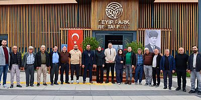 Başkan Caran'dan Korkuteli'nin mahalli sanatçılarına teşekkür