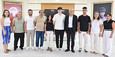 Başkan Kocagöz’den başarılı öğrencilere burs müjdesi