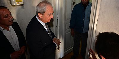 Başkan Kocagöz, evi yanan vatandaşı ziyaret etti
