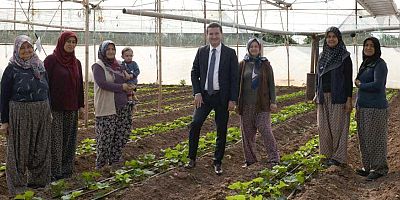 Başkan Köleoğlu'ndan Dünya Kadın Çiftçiler Günü'nde anlamlı ziyaret