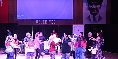 Başkan Köleoğlu, üretici kadınlara özel program düzenledi