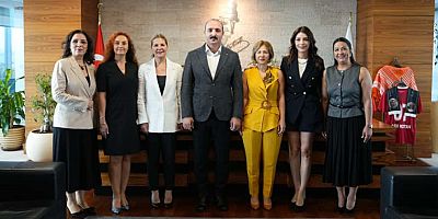 Başkan Kotan Antalyalı iş kadınlarıyla bir araya geldi