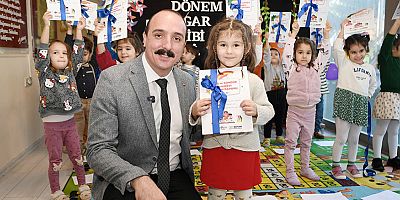 Başkan Kotan'dan miniklere karne sürprizi