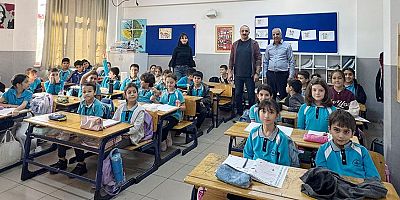Başkan Kotan ilkokul ziyaretinde öğrencilerle buluştu