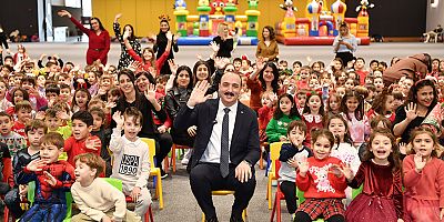 Başkan Kotan miniklerle yeni yılı kutladı