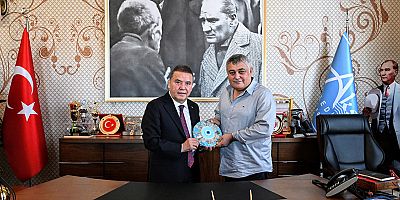 Başkan Muhittin Böcek Aksu’yu ziyaret etti