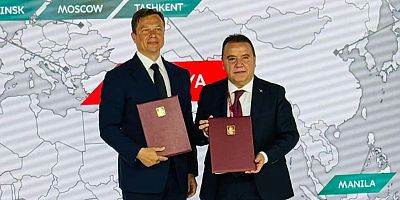 Başkan Muhittin Böcek Moskova Ulaşım Zirvesi’ne katıldı