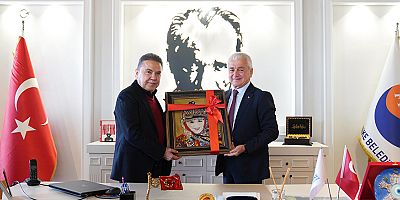Başkan Muhittin Böcek'ten Finike ziyareti