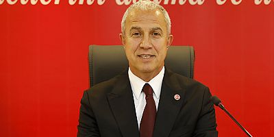 Başkan Özçelik: Bağımsızlık mirasıyla her daim gurur duyuyoruz