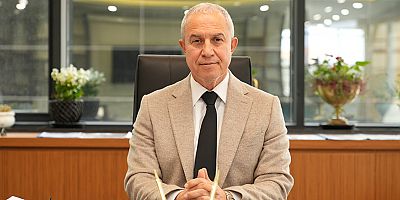 Başkan Özçelik Cumhuriyet Bayramı'nı kutladı