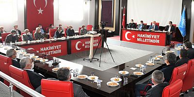 Başkan Şahin'den muhtarlarla istişare toplantısı