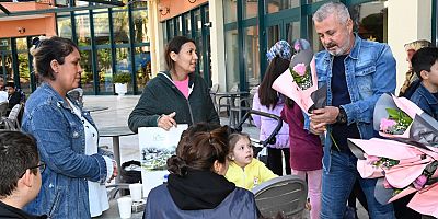 Başkan Sözen'den depremzede kadınlara 8 Mart kutlaması