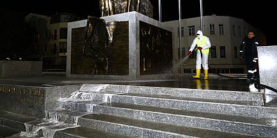 Başkan Sözen'den köpüklü dezenfekte