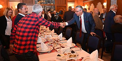 Başkan Topaloğlu CHP ve İYİ Partililerle iftar yemeğinde buluştu