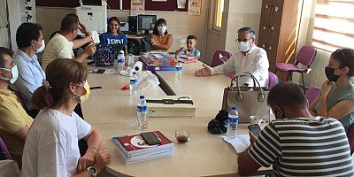 Başkan Topaloğlu, Kemer'deki okulları ziyaret etti