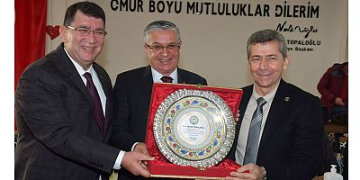 Başkan Topaloğlu, Kemer Esnaf ve Sanatkarlar Odası Genel Kurulu'na katıldı