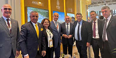 Başkan Topaloğlu, Londra Uluslararası Turizm Fuarı’nda