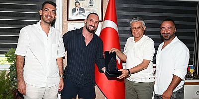 Başkan Topaloğlu’na teşekkür ziyareti 