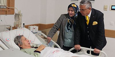 Başkan Topaloğlu’ndan hastalara ziyaret 