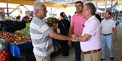 Başkan Topaloğlu’ndan pazar esnafına yeni yerinde ziyaret 