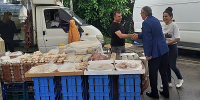 Başkan Topaloğlu’ndan pazar esnafına ziyaret