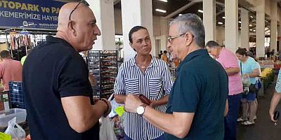 Başkan Topaloğlu’ndan pazar esnafını ziyaret
