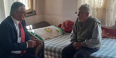 Başkan Topaloğlu’ndan Yaşlılar Haftası ziyaretleri