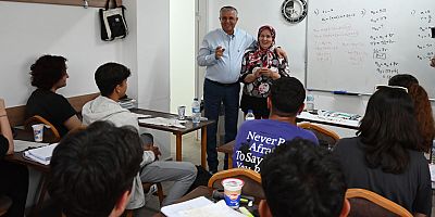 Başkan Topaloğlu öğrencilerle bir araya geldi