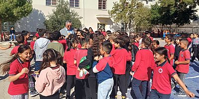 Başkan Topaloğlu öğrencilerle bir araya geldi