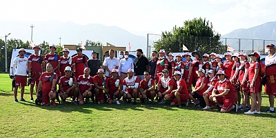 Başkan Topaloğlu Rusya Okçuluk Milli Takımı'nı ziyaret etti