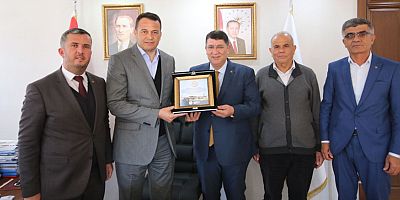 Başkan Ulutaş, Dere ve Karayılan ile bir araya geldi