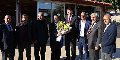 Başkan Ulutaş muhtarlarla toplandı