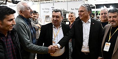 Başkan Uysal’dan arıcılara destek