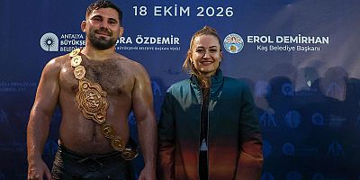 Başkan Vekili Büşra Özdemir kadın muhtarlarla güreşleri izledi