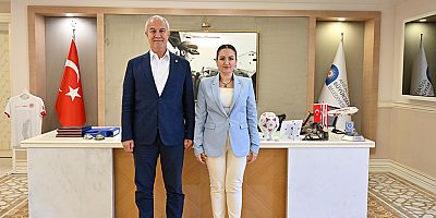 Başkan Vekili Büşra Özdemir Osman Tarık Özçelik ile bir araya geldi 