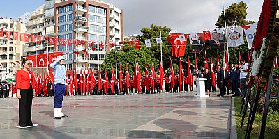 Başkan Vekili Büşra Özdemir Zafer Bayramı kutlamalarına katıldı