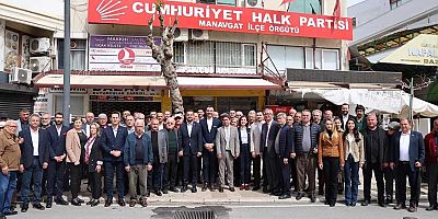 Başkan Vekili Mehmet Çiçek, CHP Manavgat İlçe Örgütü'nün bayramlaşma törenine katıldı