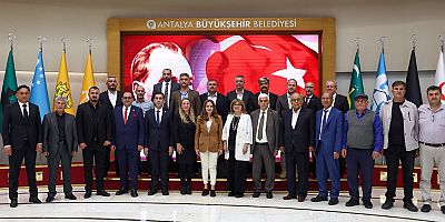 Başkan Vekili Özdemir Muhtarlar Dernek Başkanlarını kabul etti