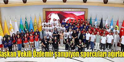 Başkan Vekili Özdemir şampiyon sporcuları ağırladı