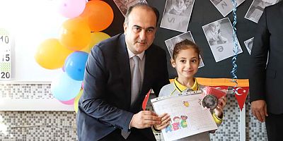 Başkan Yardımcısı Alaettinoğlu öğrencilerin karne heyecanına ortak oldu