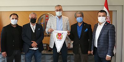 Başkan Yılmaz AGC yöneticilerini ağırladı