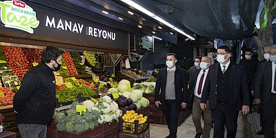 Başkan Yücel Alanya esnafının taleplerini dinledi